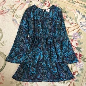 Fun retro style dress.